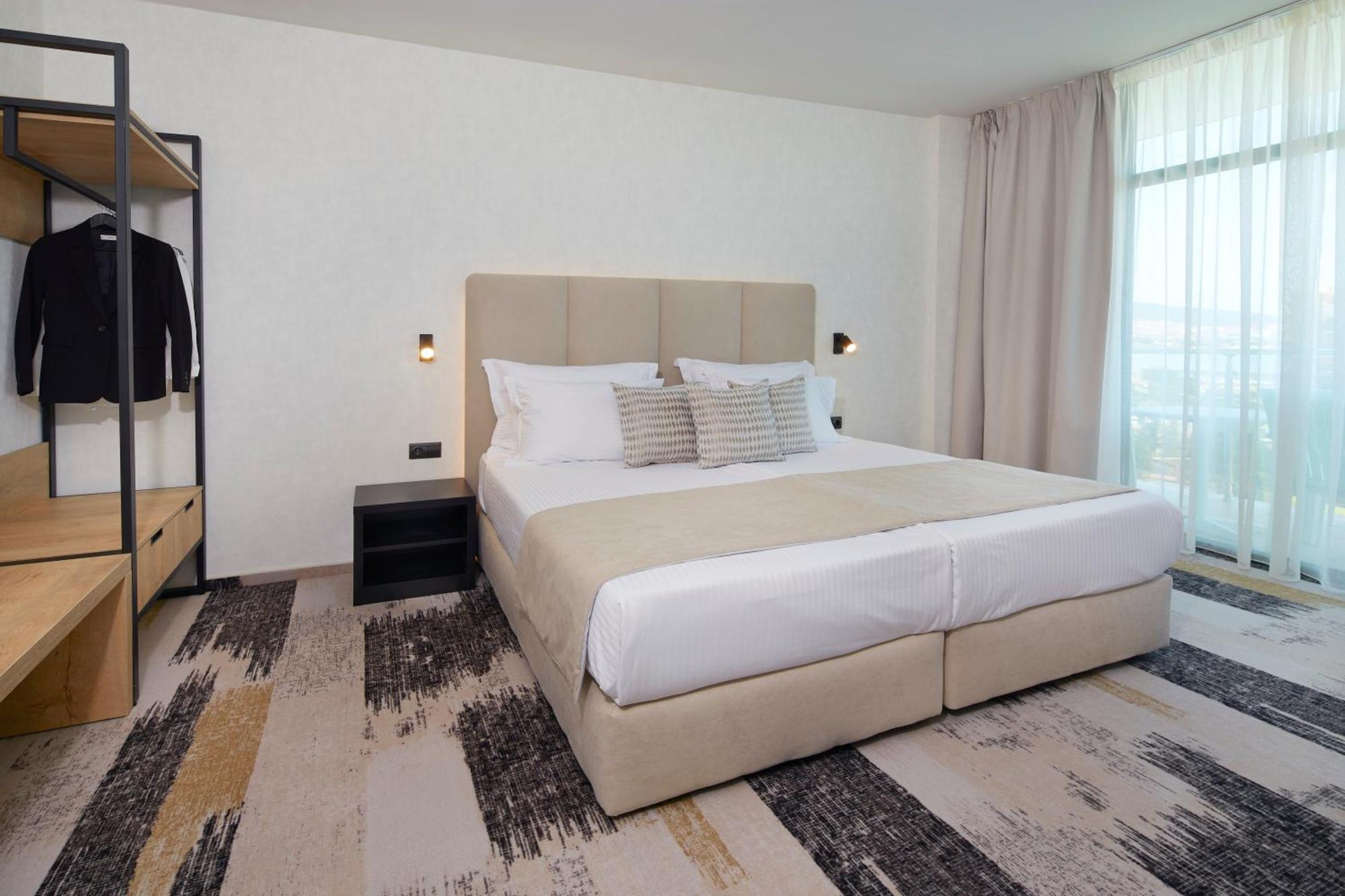 Hotel Marvel All Inclusive - Fully Renovated Free Beach Access サニービーチ エクステリア 写真