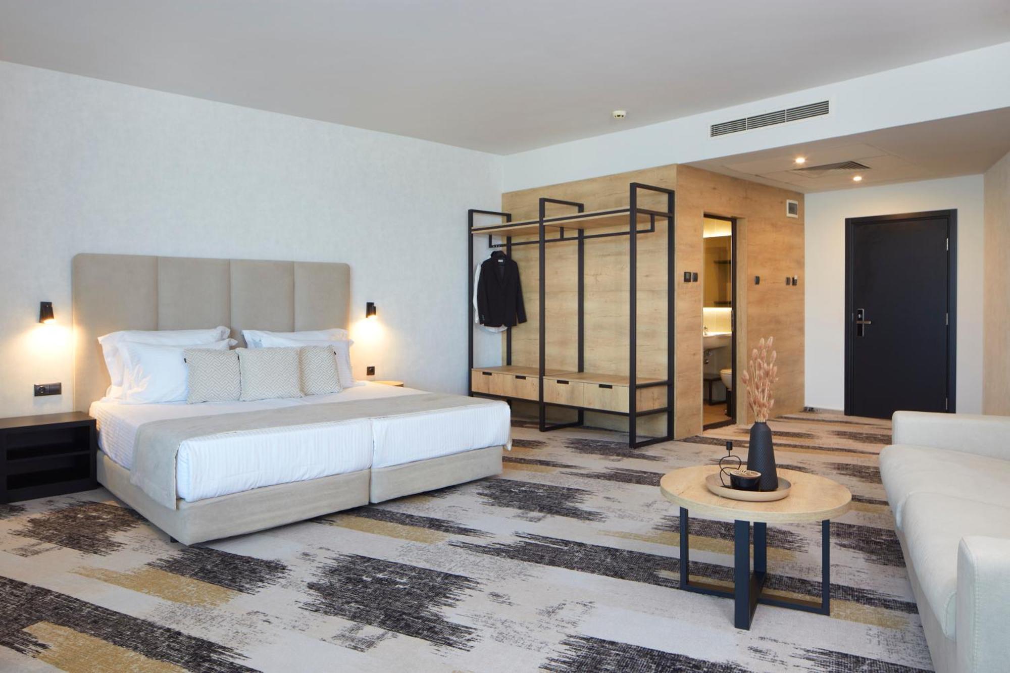 Hotel Marvel All Inclusive - Fully Renovated Free Beach Access サニービーチ エクステリア 写真
