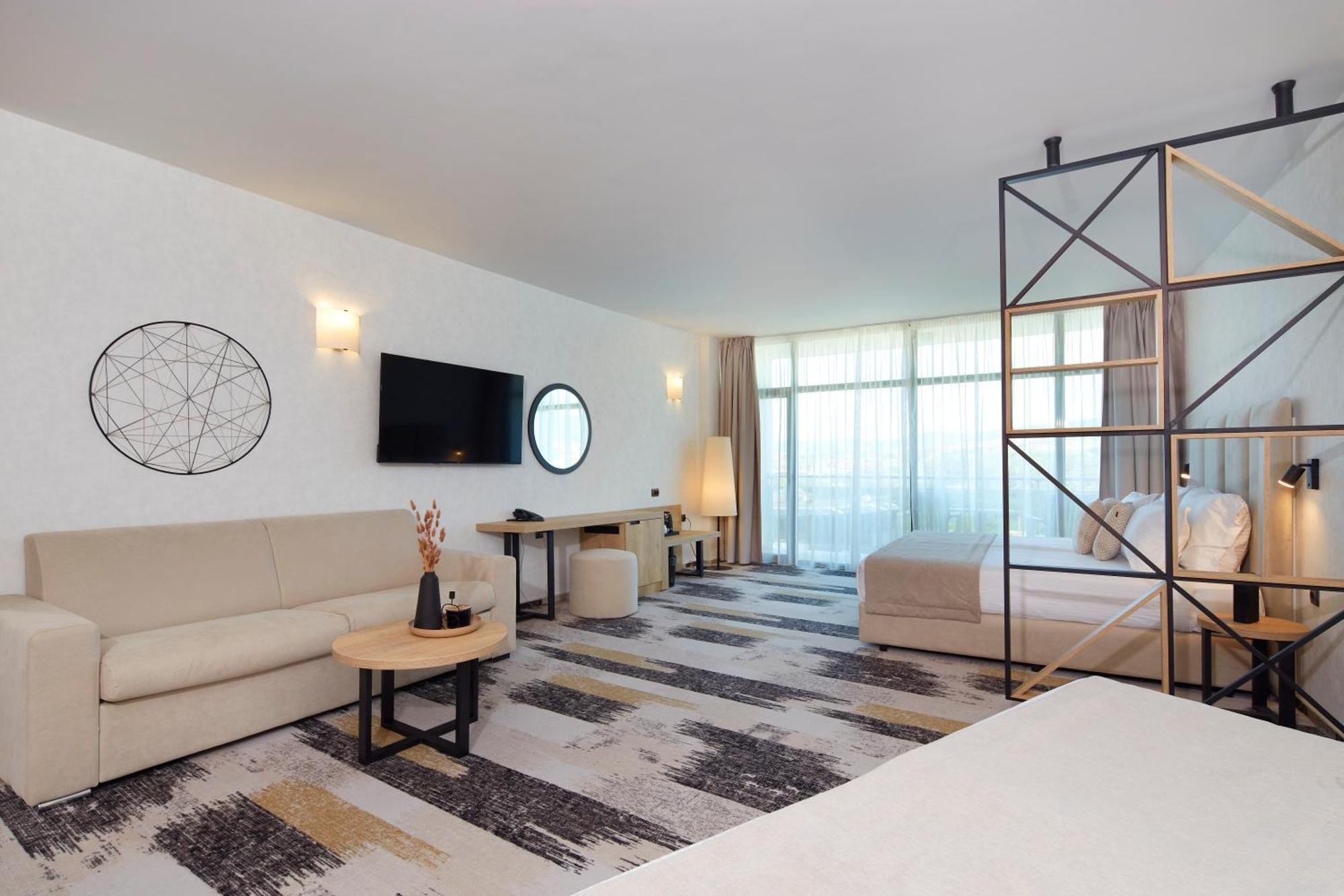 Hotel Marvel All Inclusive - Fully Renovated Free Beach Access サニービーチ エクステリア 写真