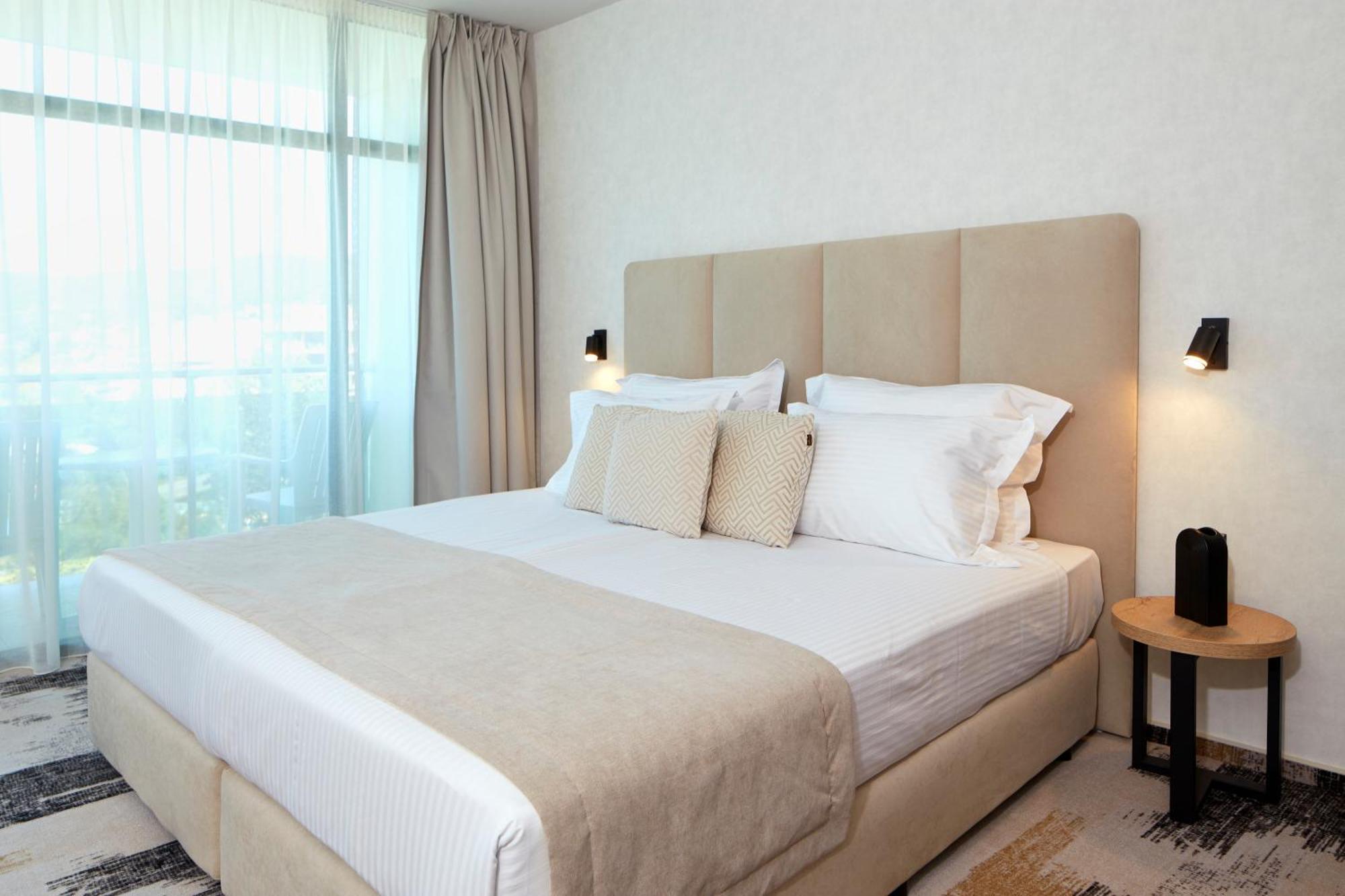 Hotel Marvel All Inclusive - Fully Renovated Free Beach Access サニービーチ エクステリア 写真