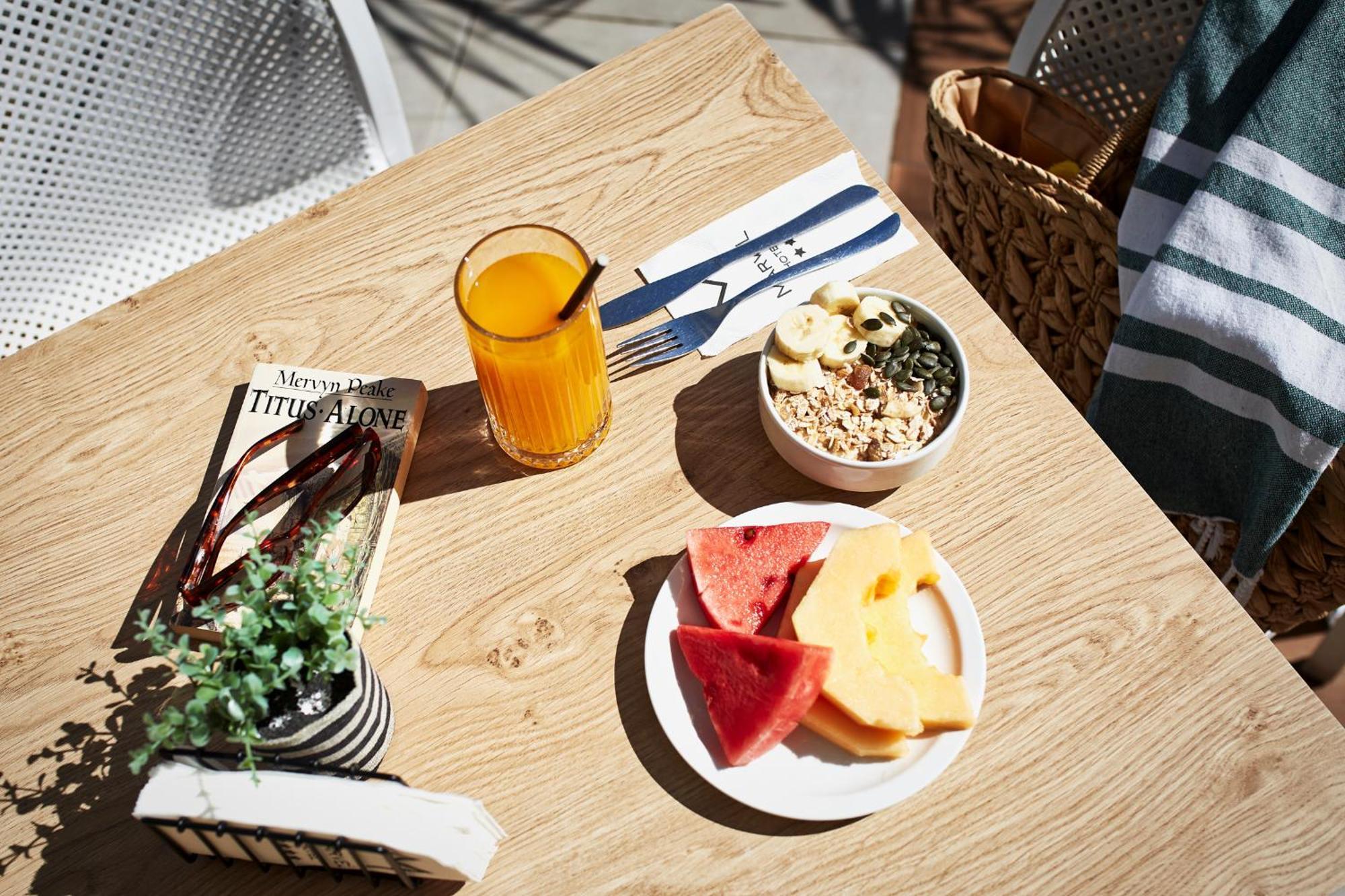 Hotel Marvel All Inclusive - Fully Renovated Free Beach Access サニービーチ エクステリア 写真